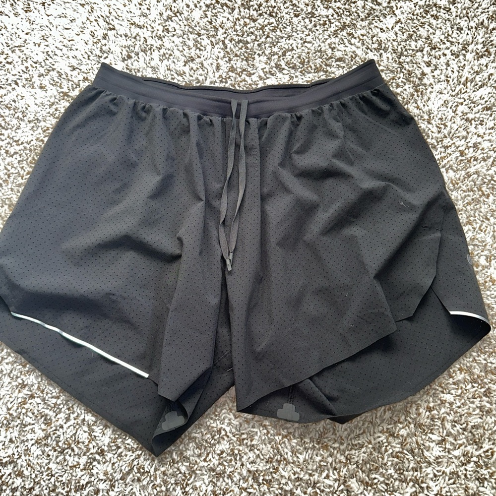Lululemon Fast and Free Short sz L